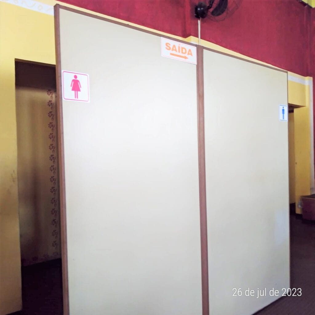 8ab9de79-49ae-4041-90c3-81f4e954521b