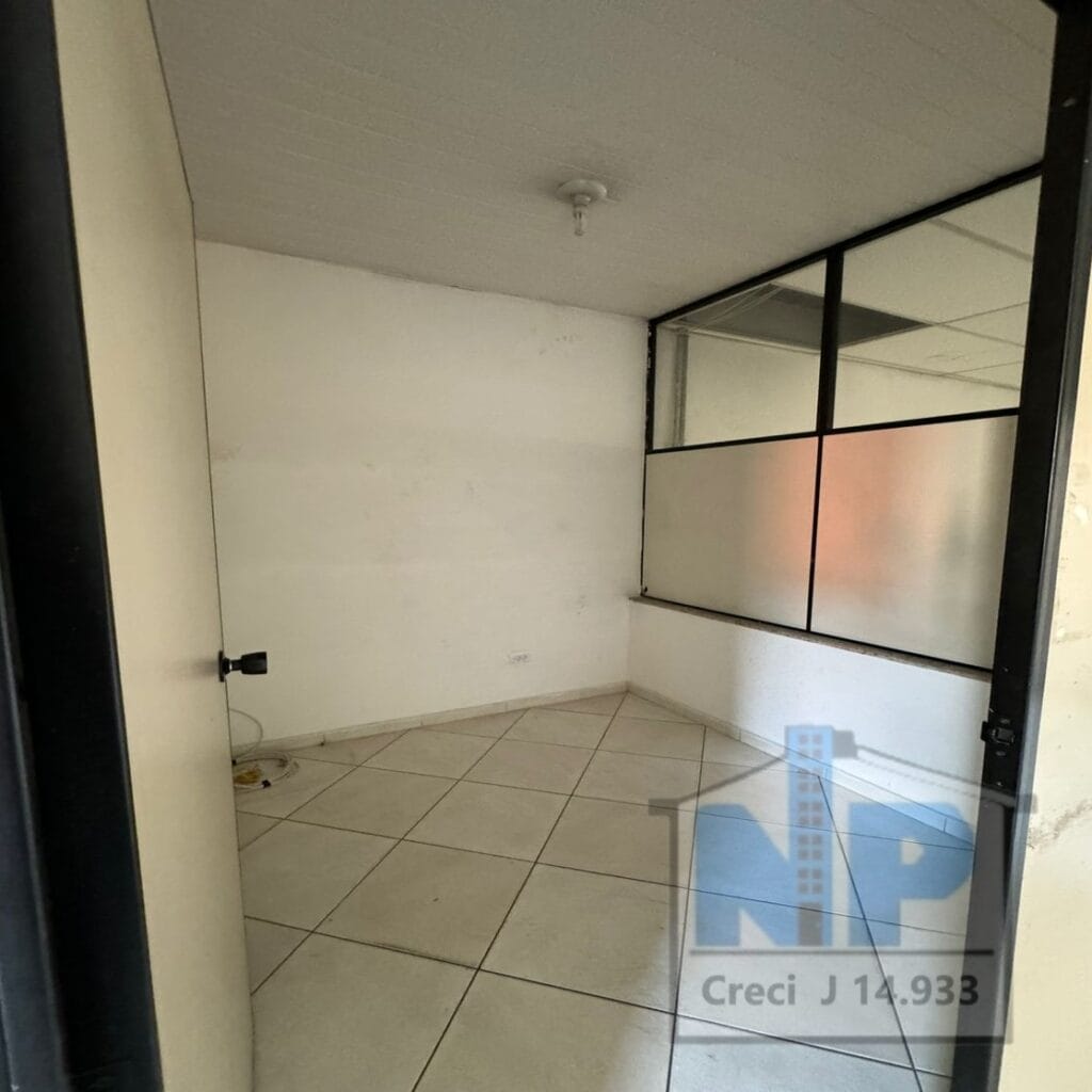 de77348b-961c-412a-9f92-46826e594de6